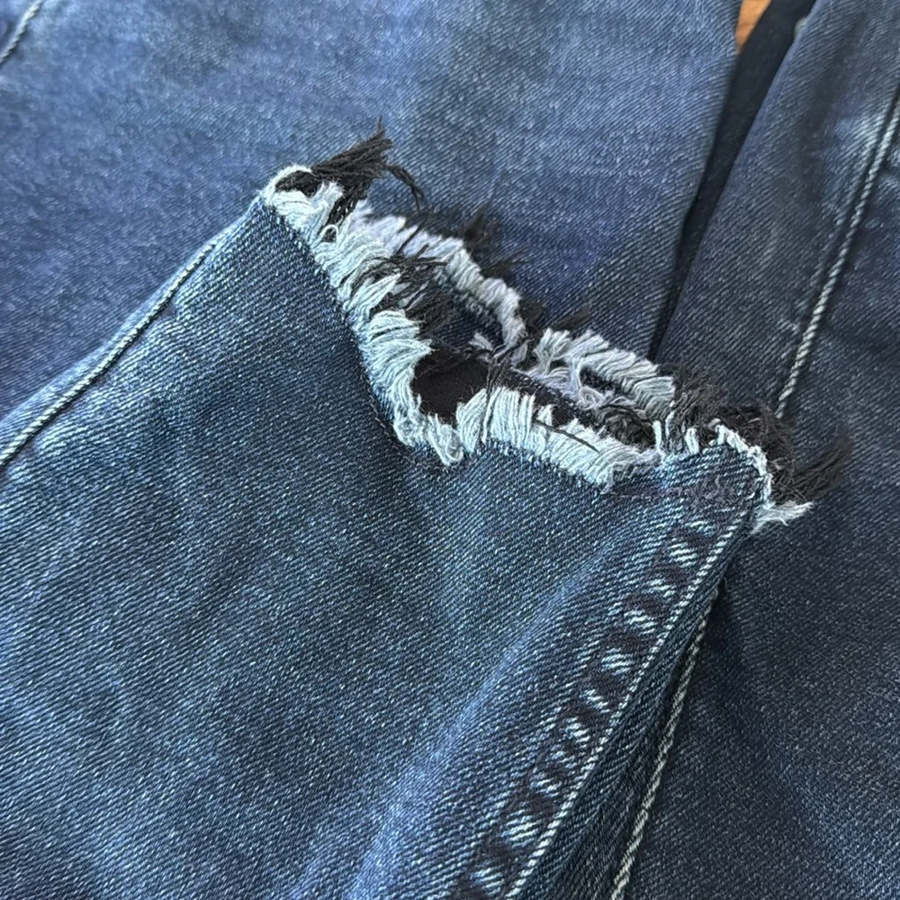 Trendy! 3 Pairs of Jeans Sz10 - 2 NEW! - Picture 7 of 16